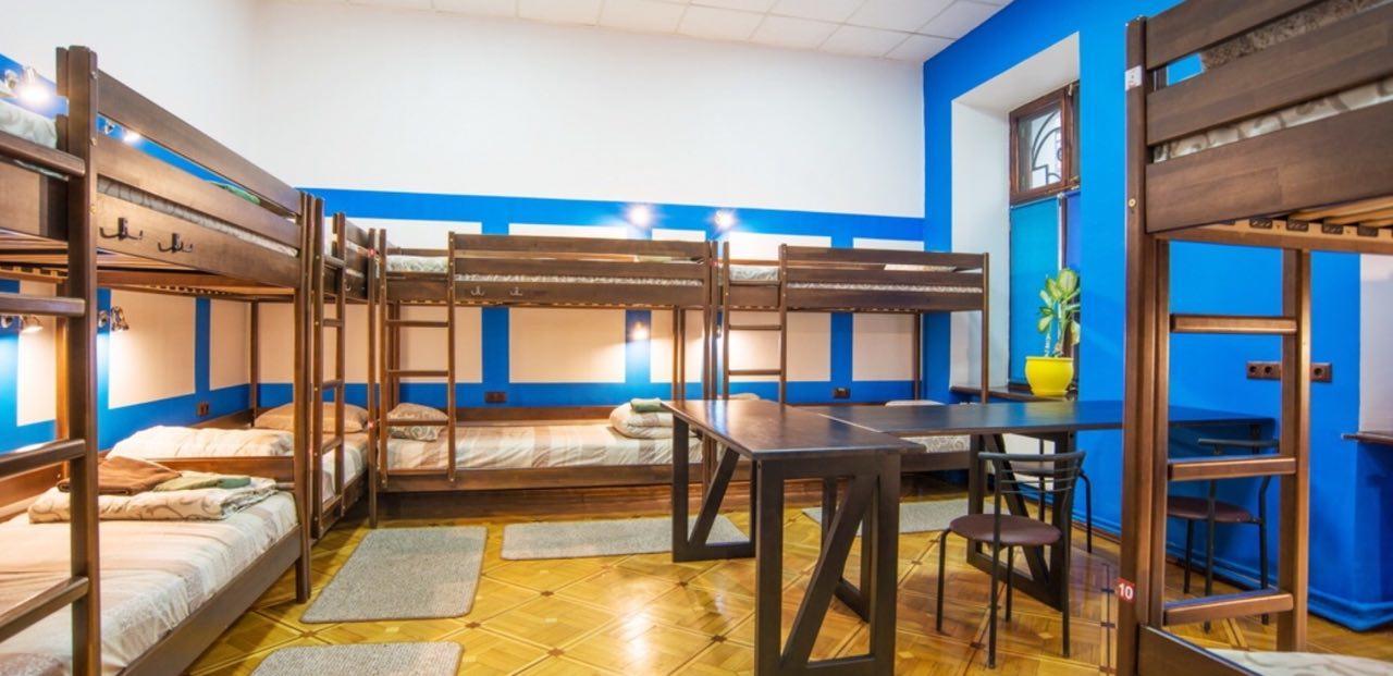 Hostel Berloga โอเดสซา ภายนอก รูปภาพ